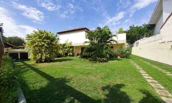 Imagem 2: Apartamento para venda possui 740 metros quadrados com 6 quartos