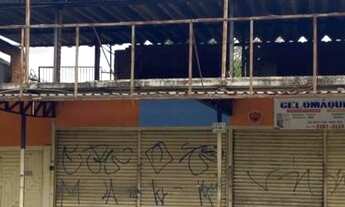 Imagem: Ponto comercial/Loja/Box para venda possui