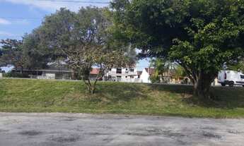 Imagem 5: Amplo terreno com casa, fronte à rodovia