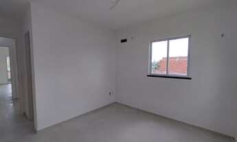 Imagem 7: Casa disponível no centro de Eusébio, fino acabamento