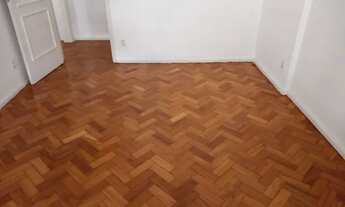 Imagem 6: 3 Quartos, com 1 vaga, andar alto, fundos, na rua Tonelero, Copacabana