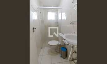 Imagem 3: Apartamento para Aluguel - Água Verde, 1 Quarto, 35 m2