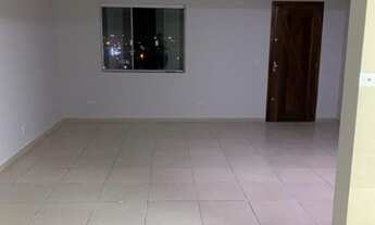 Imagem 6: Sobrado Triplex, 3 vagas de garagem, próximo à Avenida Presidente Kennedy - Curitiba