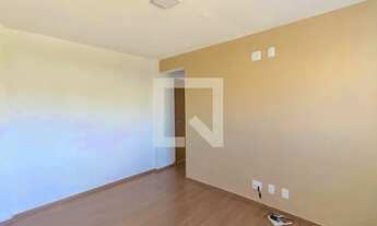 Imagem 2: Apartamento para Aluguel - João Pinheiro, 2 Quartos, 47 m2