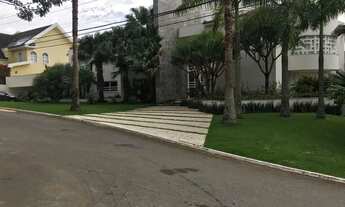 Imagem 7: Casa de condomínio para venda tem 1200 metros quadrados com 5 quartos