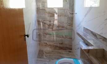 Imagem 4: )(- Belíssima casa com 2 quartos e ótimo quintal e vaga em Terras Altas