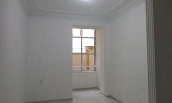 Imagem 2: Alugo ótimo conjugado em Botafogo na Rua da passagem