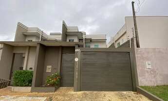 Imagem: Sobrado para aluguel possui 166 metros quadrados