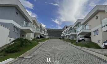 Imagem 3: Casa mobiliada e toda planejada de alto padrão no Condomínio Belvederi seguro e acolhedor