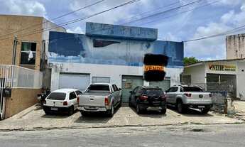 Imagem: Casa a venda no centro de João Pessoa próxima