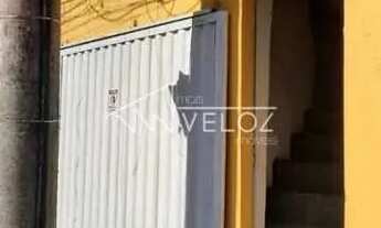 Imagem: Casa de rua - Duplex / Residencial / Catumbi