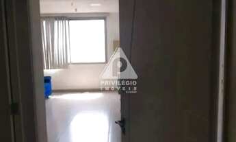 Imagem 3: Sala Comercial 38 m² com garagem no coração do Centro do Rio de Janeiro, Visite!