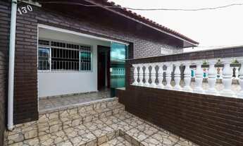 Imagem 6: Casa para venda em Vila Nossa Senhora do Retiro com 4 quartos, sendo 1 suíte , 280m²