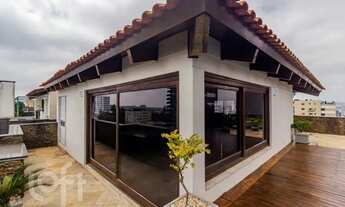 Imagem 4: Apartamento à venda em Petrópolis com 337 m², 3 quartos, 1 suíte, 2 vagas