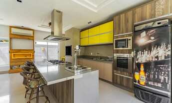 Imagem 4: Casa em Condomínio, 04 Quartos, 04 Vagas, Churrasqueira à Carvão, São Braz, Curitiba