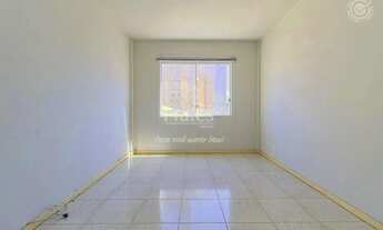 Imagem 3: Arejado apartamento no Centro