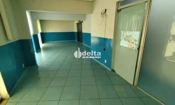 Imagem 6: Casa Comercial disponível para locação e venda no Centro em Uberlândia-MG