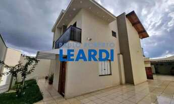 Imagem: CASA ASSOBRADADA - MONTE VERDE II - MG