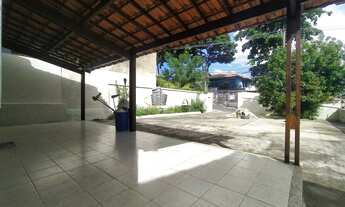 Imagem: Casa com 4 quartos - Ótima Localização