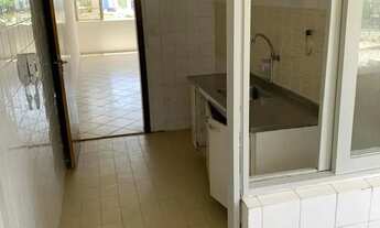 Imagem 7: Boa Viagem, 2 Qts+Dependencia, Suite, Varanda, 85m², Semi-Reformado, Armários, Ventilado