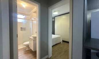 Imagem 7: APARTAMENTO TODO MOBILIADO - PORTA FECHADA