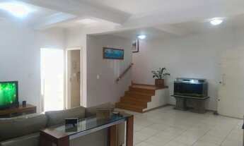 Imagem: Casa para venda com 250m² e 3 vagas em