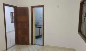 Imagem 4: Casa Avenida Principal Barcelona (Pintura Nova