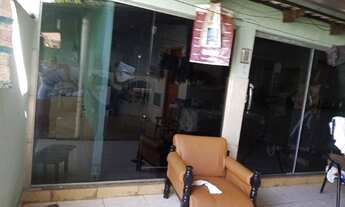 Imagem 2: Casa em jardim Carapina