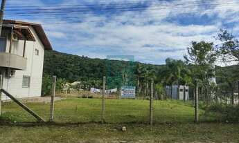 Imagem: Terreno pronto para construir em Bombas
