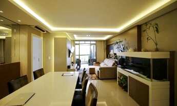 Imagem 2: Apartamento para venda possui 120 metros quadrados com 3 quartos em João Paulo - Florianóp