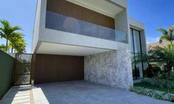 Imagem 3: CASA DUPLEX COM 3 SUÍTES, PROJETO DUDA PORTO, À VENDA NO CONDOMÍNIO ALPHAVILLE NA BARRA DA