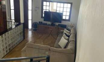 Imagem: Casa sobrado para venda no Vista Verde