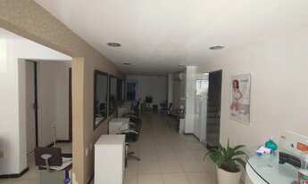 Imagem 2: Imóvel Comercial para Venda em Salvador, Imbuí, 3 dormitórios, 1 suíte, 6 banheiros