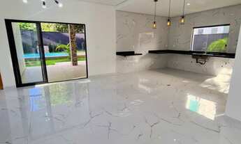 Imagem 6: Vende/Casa duplex nova/Condomínio Alphaville 3/Ponta Negra/3 Suítes/300m²/Aceita financiam