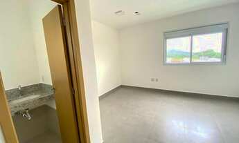 Imagem 4: Casa de condomínio sobrado para venda tem 181 metros quadrados com 4 quartos