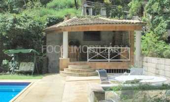 Imagem 3: Casa para venda possui 290 metros quadrados com 6 quartos em Lagoa - Rio de Janeiro - RJ