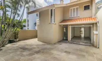 Imagem: Casa para Venda - 250m², 4 dormitórios