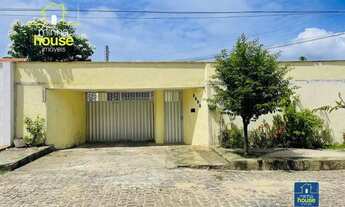 Imagem 5: Casa para venda possui 450 metros quadrados com 4 quartos em Ponta Negra - Natal - RN