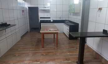 Imagem 2: CASA TERREA Casa de Rua com 3 Quarto(s) e 1 banheiro(s) à Venda, 190 por R$ 330.000 no se