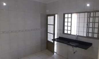 Imagem 6: Casa Bairro Tijuca de 3 quartos com suíte, varanda portão eletrônico e quintal