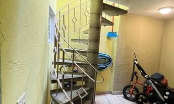 Imagem 7: Linda casa com área gourmet coberta e 4 vagas para locação no Boaque da saúde