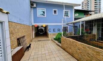 Imagem 6: K) Casa à venda com 4 dorm (1 suíte) + office + 3 kitnets, Barreiros/ São José