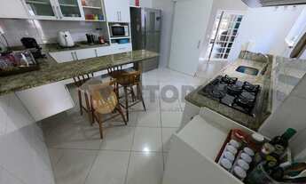 Imagem 5: Sobrado c/ 5 quartos, 485 m², à venda por R$ 1.300.000 ou aluguel por R$ 6.650/mês- Caragu