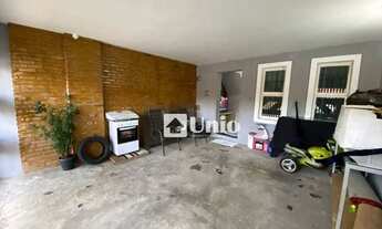 Imagem 2: Sobrado no bairro de Santa Terezinha