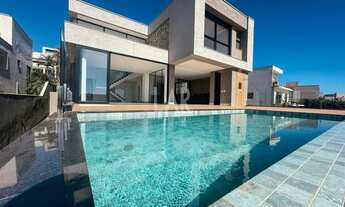 Imagem: Casa em Condomínio à venda, 4 quartos