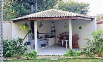 Imagem 4: Casa de condomínio para venda possui 270 metros quadrados com 5 quartos