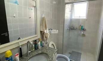 Imagem 5: Apartamento com 4 quartos sendo 1 suíte disponível para venda no bairro Saraiva em Uberlân