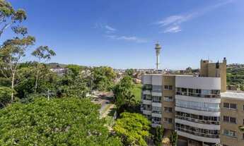 Imagem 6: Apartamento semimobiliado com 3 dormitórios, sendo 1 suíte, e 2 vagas de garagem no bairro