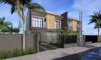 Imagem 2: Sobrado de alto padrão com piscina á 170 metros da praia no Balneário Itapoá