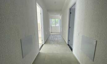 Imagem 2: Imóvel para venda tem 39 metros quadrados com 2 quartos em Lagoa Redonda - Fortaleza - CE